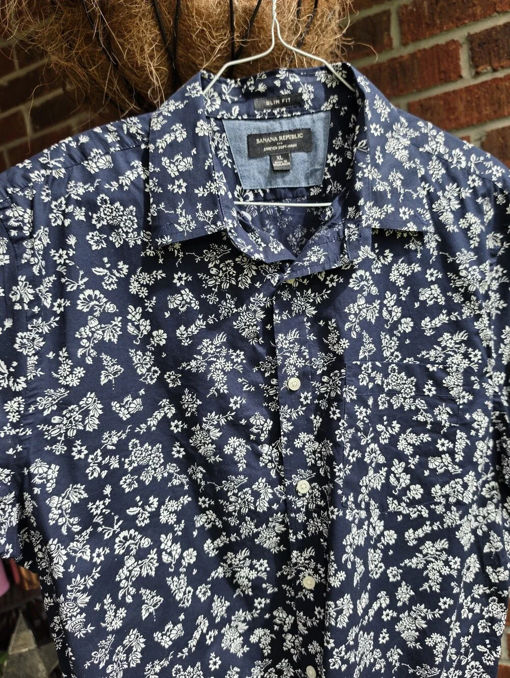 Banana Republic Men’s Floral Button-Down Shirt - Navy XL Cotton S/S